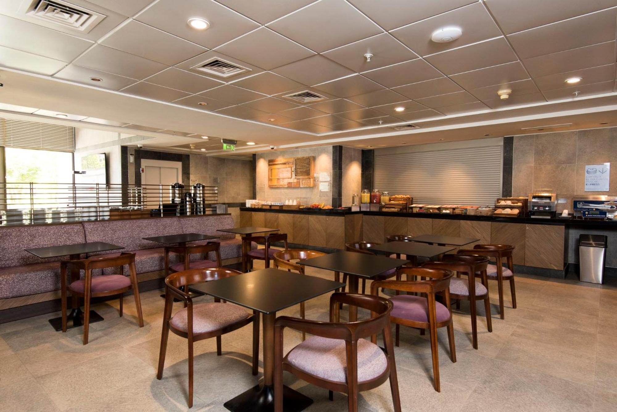 Holiday Inn Express - Concepcion By Ihg מראה חיצוני תמונה